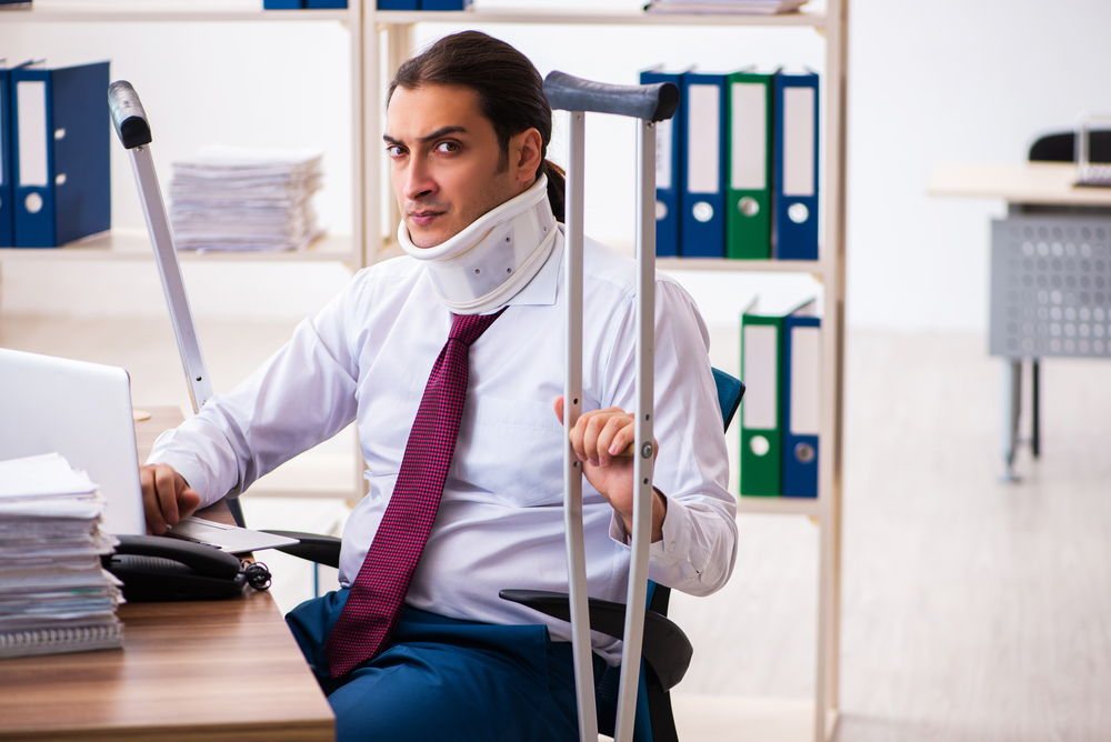 5 Reasons To Hire A Workers’ Compensation Lawyer